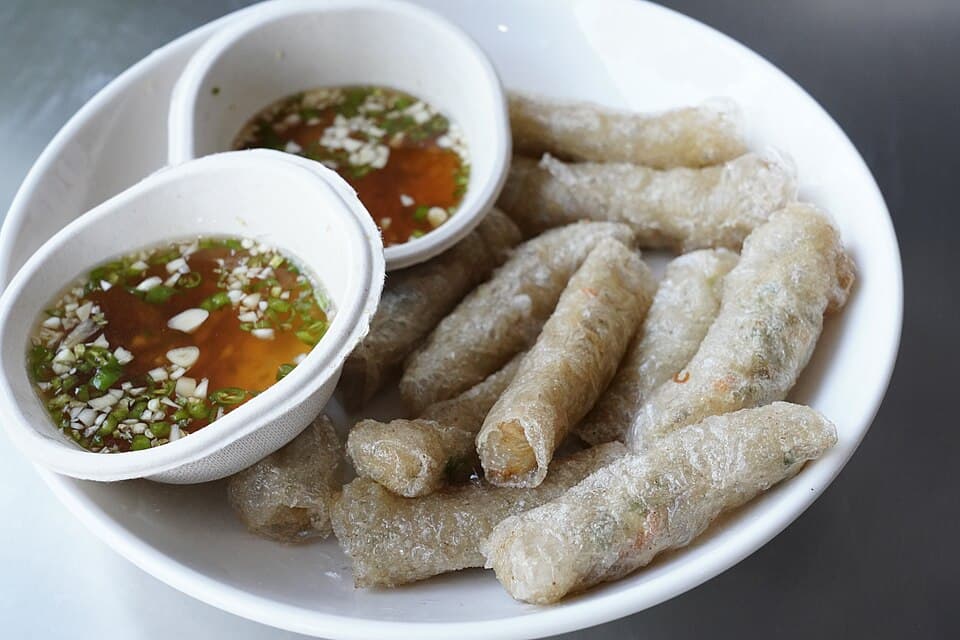 Cha Gio (Vietnamese Spring Rolls)